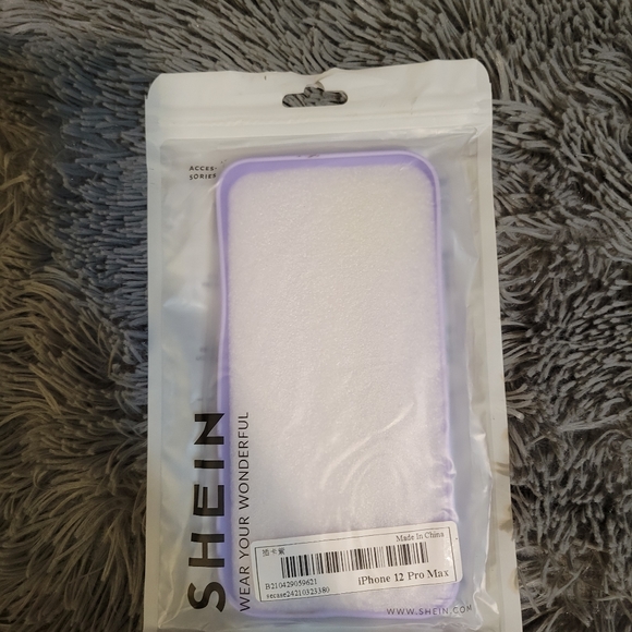 2 iphone 12 Pro Max Cases - Picture 7 of 11